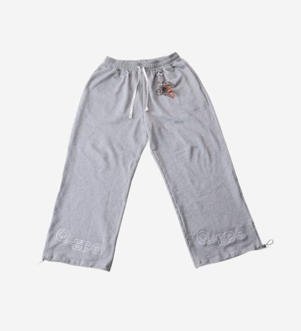 gray pants